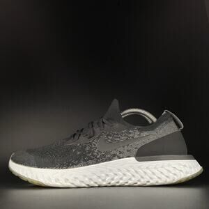 Nike Epic React Flyknit Men’s Size 11.5 Black Gray Running Shoe Athletic Sneaker